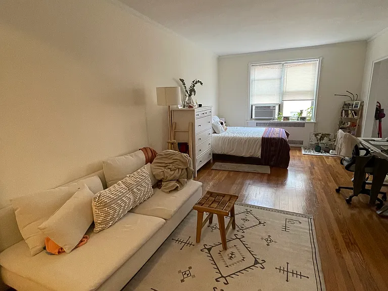 62-95 Saunders St #5D — Photo 5