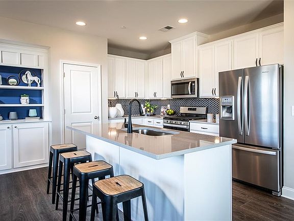 3rd image of 786 Belrose Dr SE #47