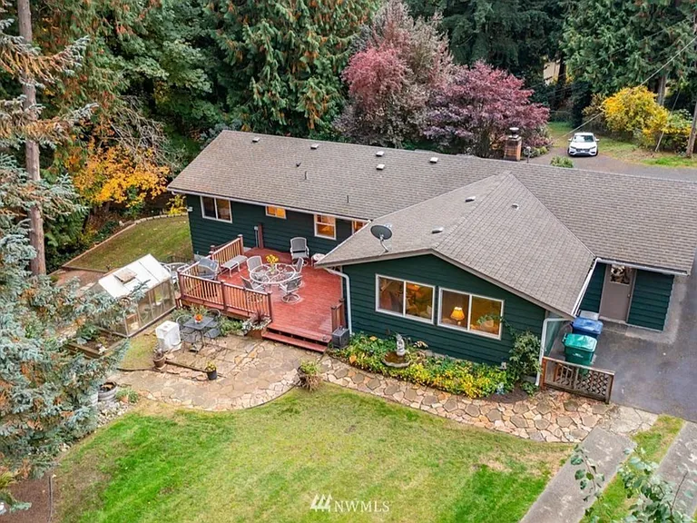 20915 W Richmond Rd — Photo 12