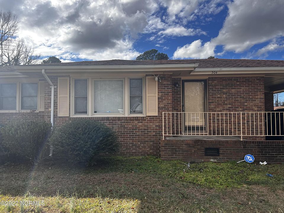 1st image of 304 S Gum St