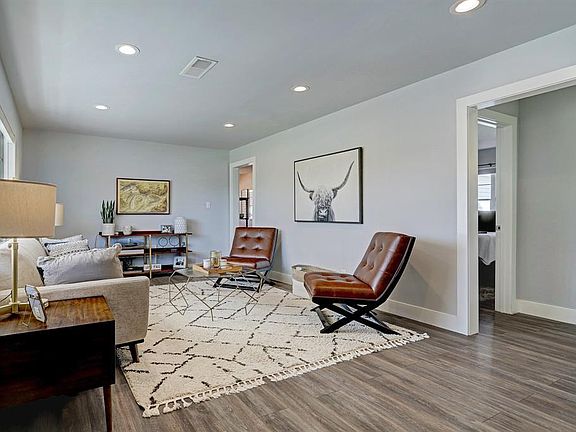 4th image of 2302 Cheshire Ln