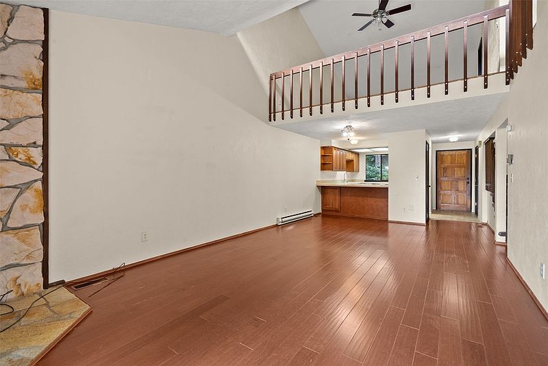 2nd image of 8111 58th Avenue SE
