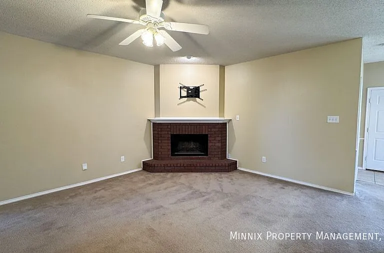 7514 Paris Ave — Photo 5