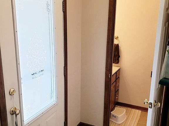 3rd image of 110 Woodland Way