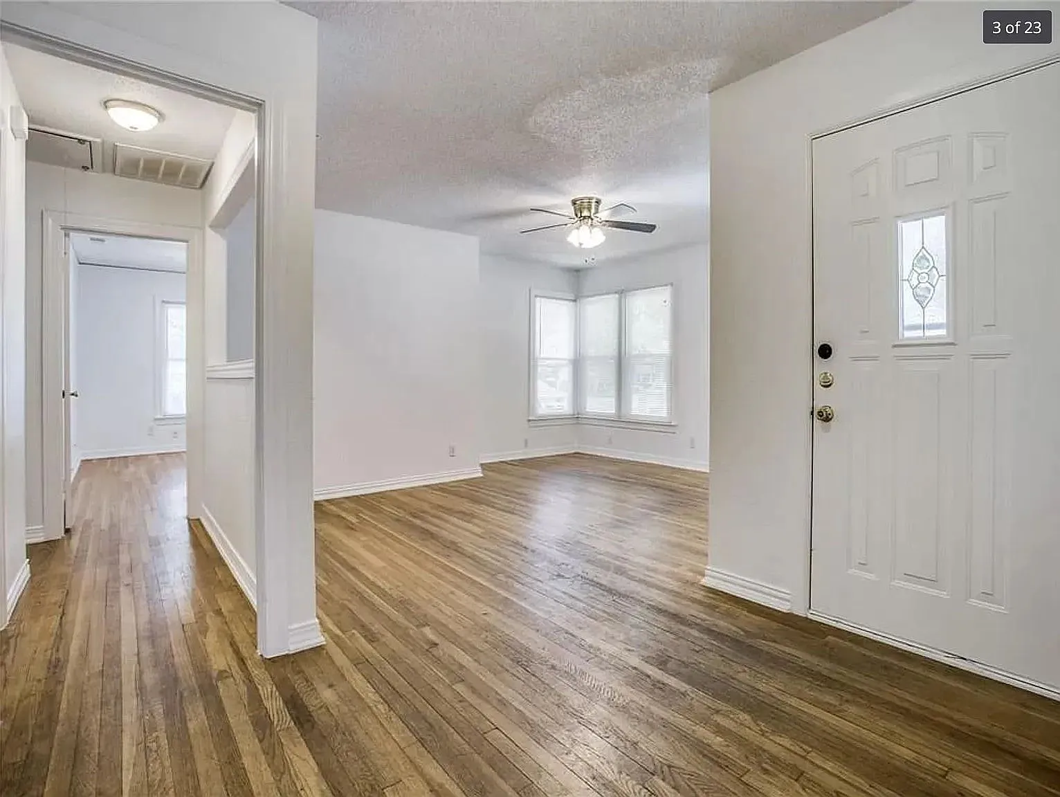 5 bed, 2.0 bath, 1955 sqft, $2,700 — Photo 3