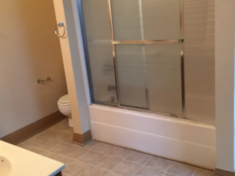 104 E Kirkwood Ave — Photo 27