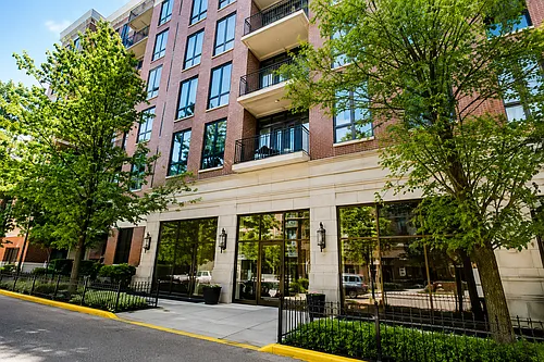 343 W Old Town Ct #309 Photo 1