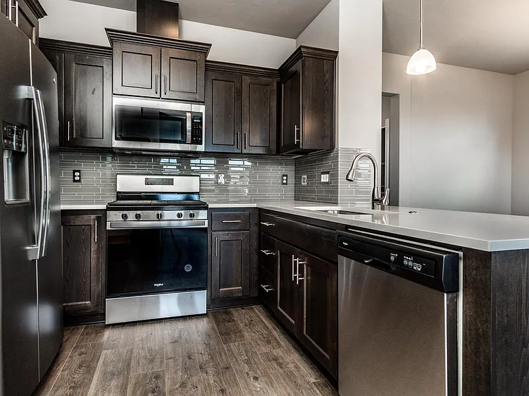 20500 Empire Ave — Photo 3