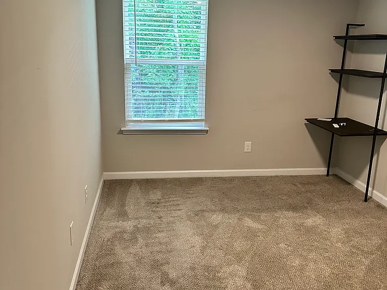 8037 Alderton Ln — Photo 22