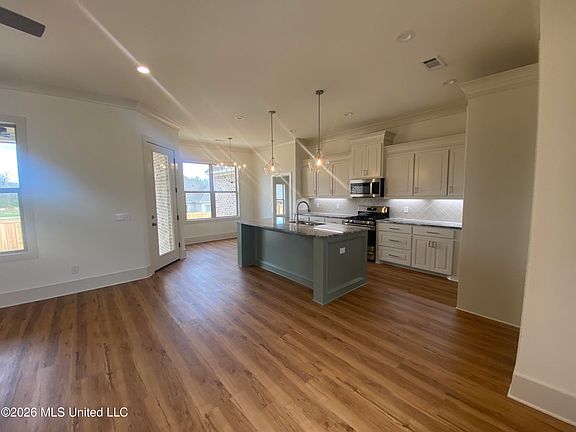 3rd image of 522 Portner Way