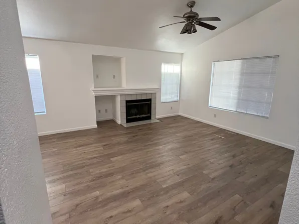 6624 Verandah Ct, Elk Grove, CA 95758