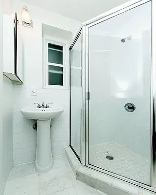 4th image of 419 E 82nd St #4BB