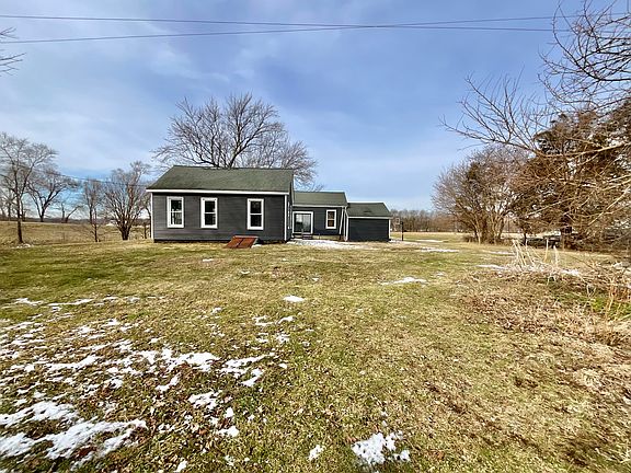 4th image of 490 Dorrance Rd