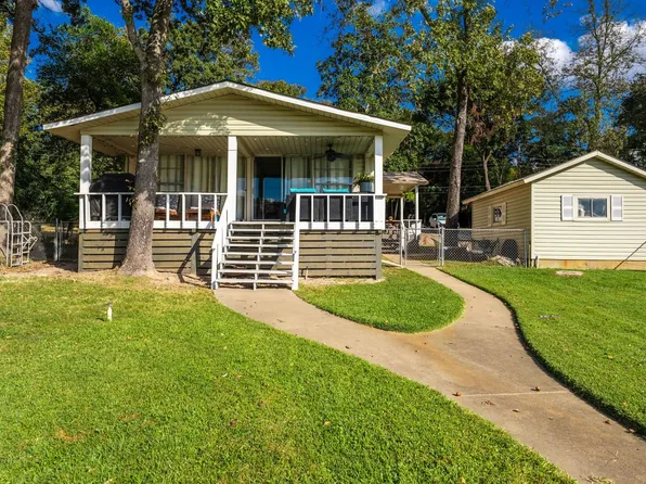 2163 Lakeview Dr, Mabank, TX 75156