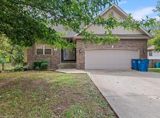 508 E Mitchell Ct, Republic, MO 65738