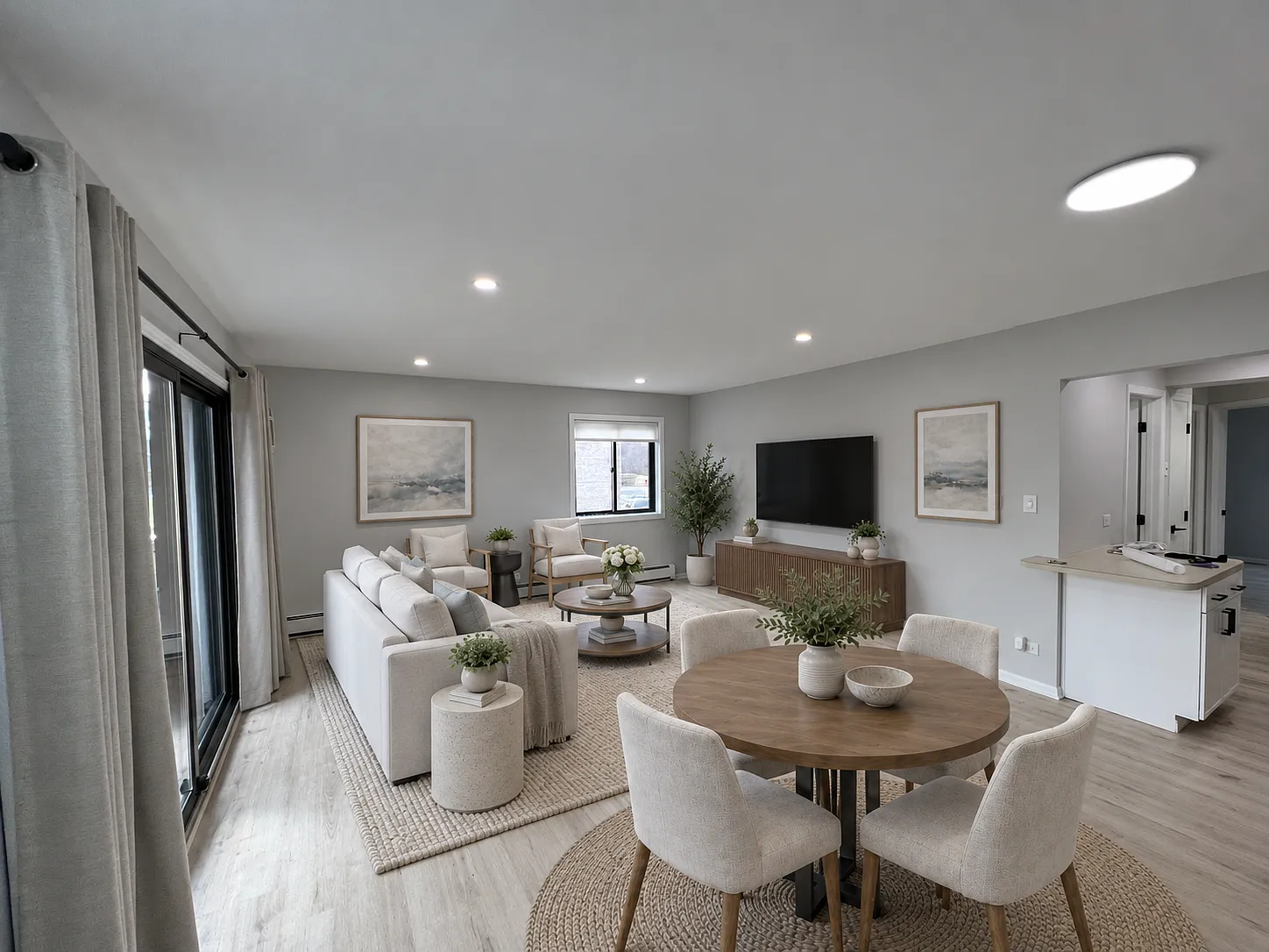 2 bed, 1.5 bath, 950 sqft, $2,100 — Photo 2
