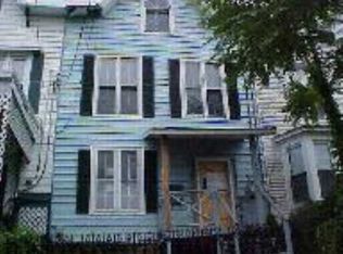 202 8th St, Troy, NY 12180