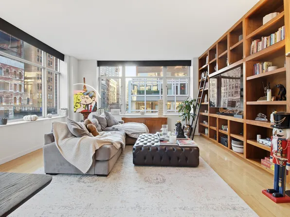 201 West 17th Street image 1 of 14