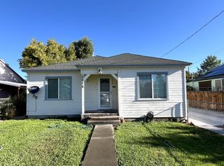 2215 Vine Ave, Klamath Falls, OR 97601