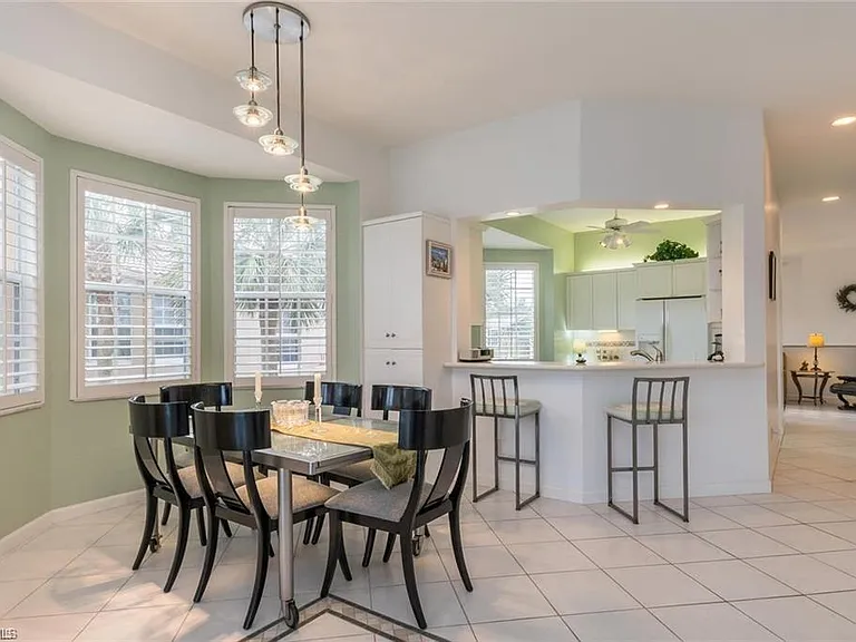 2383 Ravenna Blvd #Penthouse 202 — Photo 11