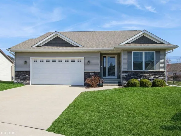 1976 Chelsea Ct, Iowa City, IA 52240