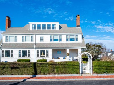 White Dory Bay Condominiums - Provincetown, MA | Zillow