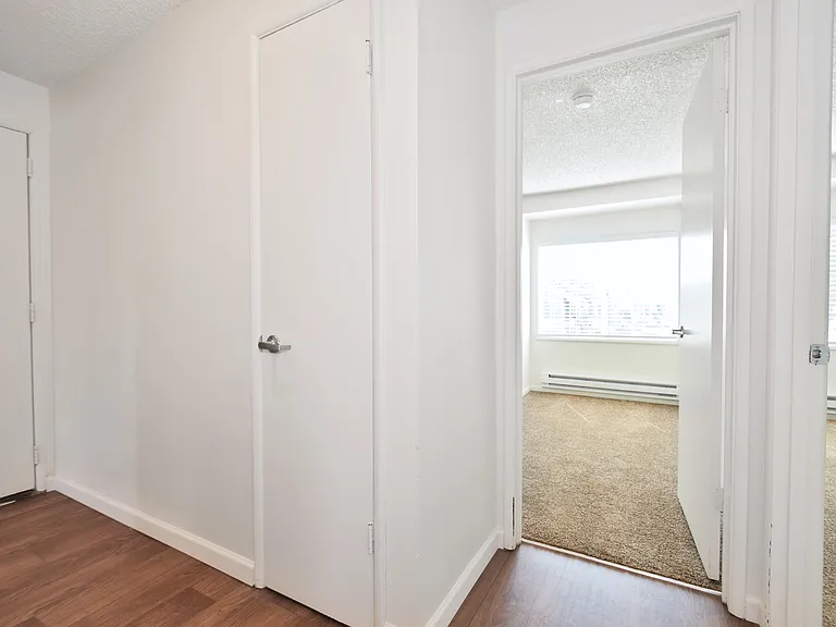 2400 Brookwood — Photo 40