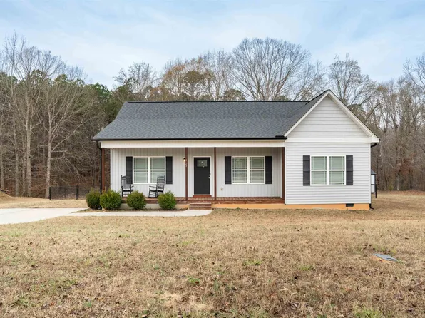 131 Plumcreek Ln, Enoree, SC 29335