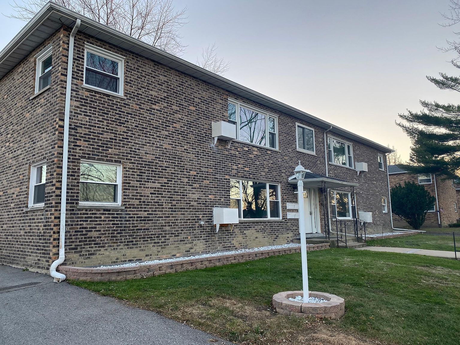 11205 1st St APT 2W, Mokena, IL 60448 Zillow