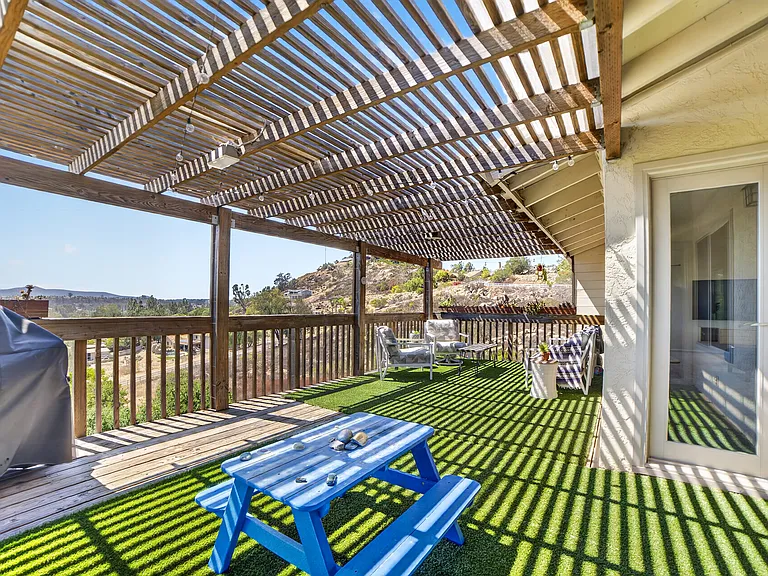 14058 Tierra Bonita Rd — Photo 17