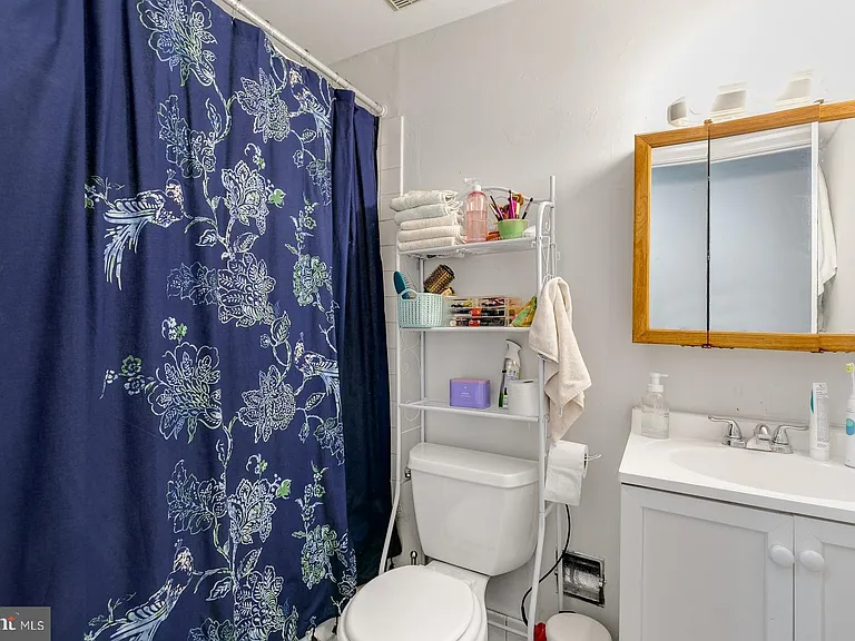 802 S 4th St #1 — Photo 8