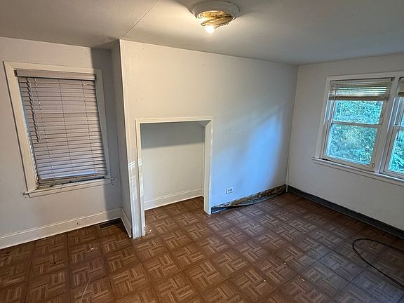 3rd image of 12800 S Parnell Ave