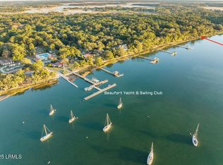 5 Meridian Rd, Beaufort, SC 29907