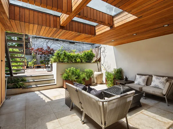 47 Wolcott Street image 11 of 22