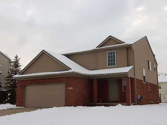 2nd image of 701 Summerfield Dr #330