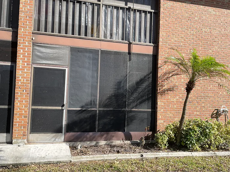 211 Airport Ave W #111 — Photo 2