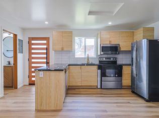 4523 E 55th St, Maywood, CA 90270