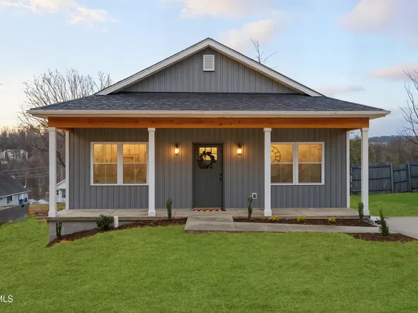 348 Carr Dr, Blountville, TN 37617