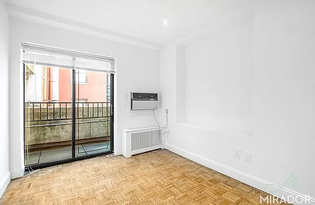 Rented by Mirador Real Estate | media 21