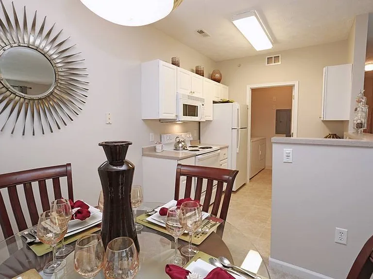 dining to kitchen