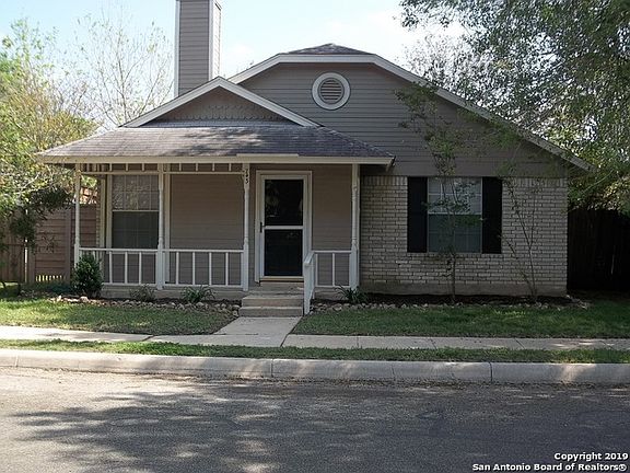 2nd image of 743 Garden Meadow Dr