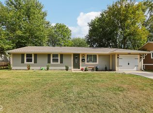 4107 Steinmetz Dr, Indianapolis, IN