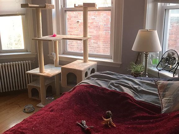 Guest bedroom/Office