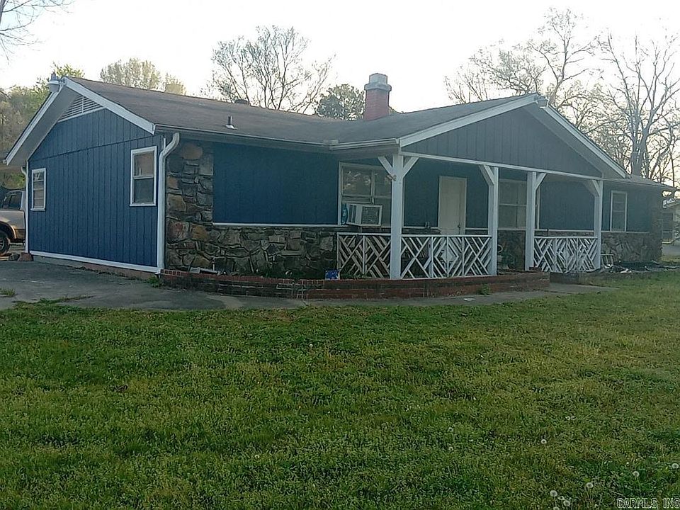 1st image of 117 Middle Rd
