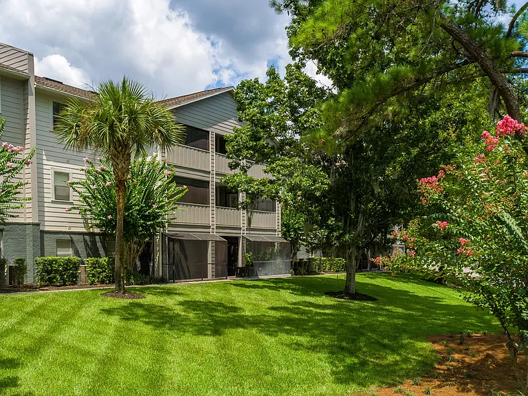 Be welcomed home by meticulously manicured grounds, lush landscaping, and freshly painted buildings- showcasing our commitment to a pristine community.