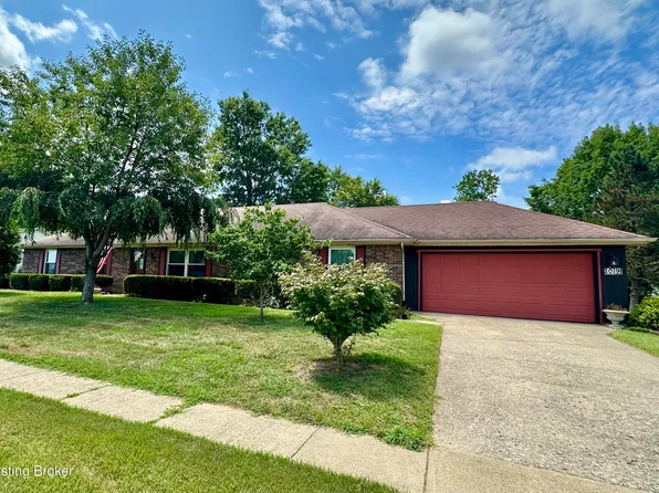 1019 S Woodland Dr, Radcliff, KY 40160
