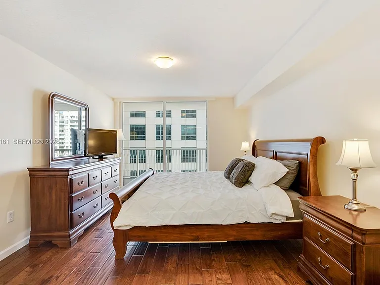 1200 Brickell Bay Dr #2806 — Photo 17