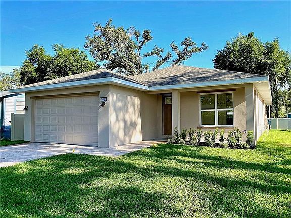 5th image of 3714 Country Rose Ln