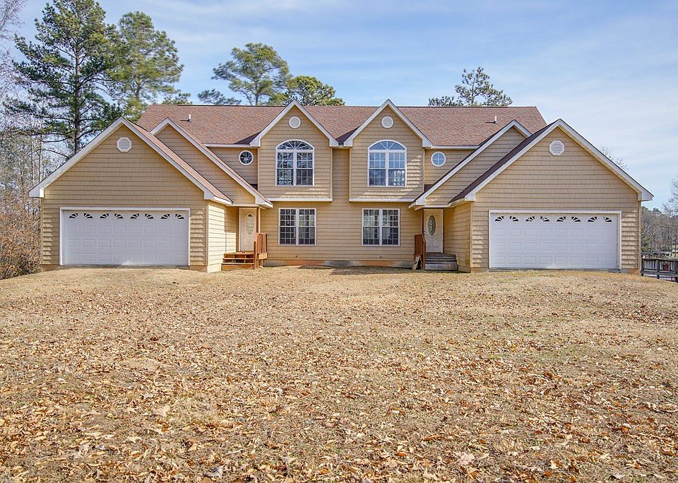 2nd image of 163 Mandrake Ct
