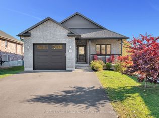 41 Singleton St, Brighton, ON K0K 1H0